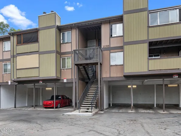 2085 Highview Ct APT 2, Reno, NV 89512
