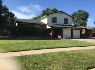 8925 W Bekemeyer St, Wichita, KS 67212