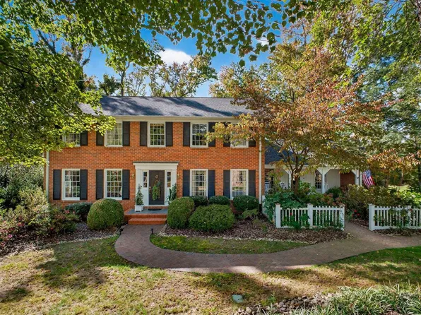 206 Honey Horn Dr, Simpsonville, SC 29681