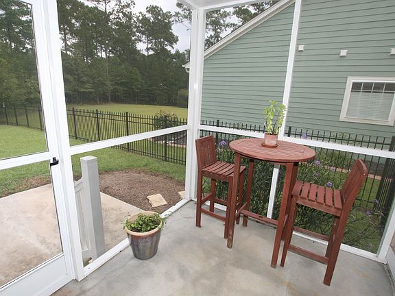 Screen Porch