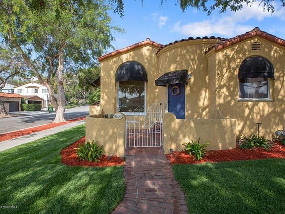 3rd image of 1657 La Golondrina Ave