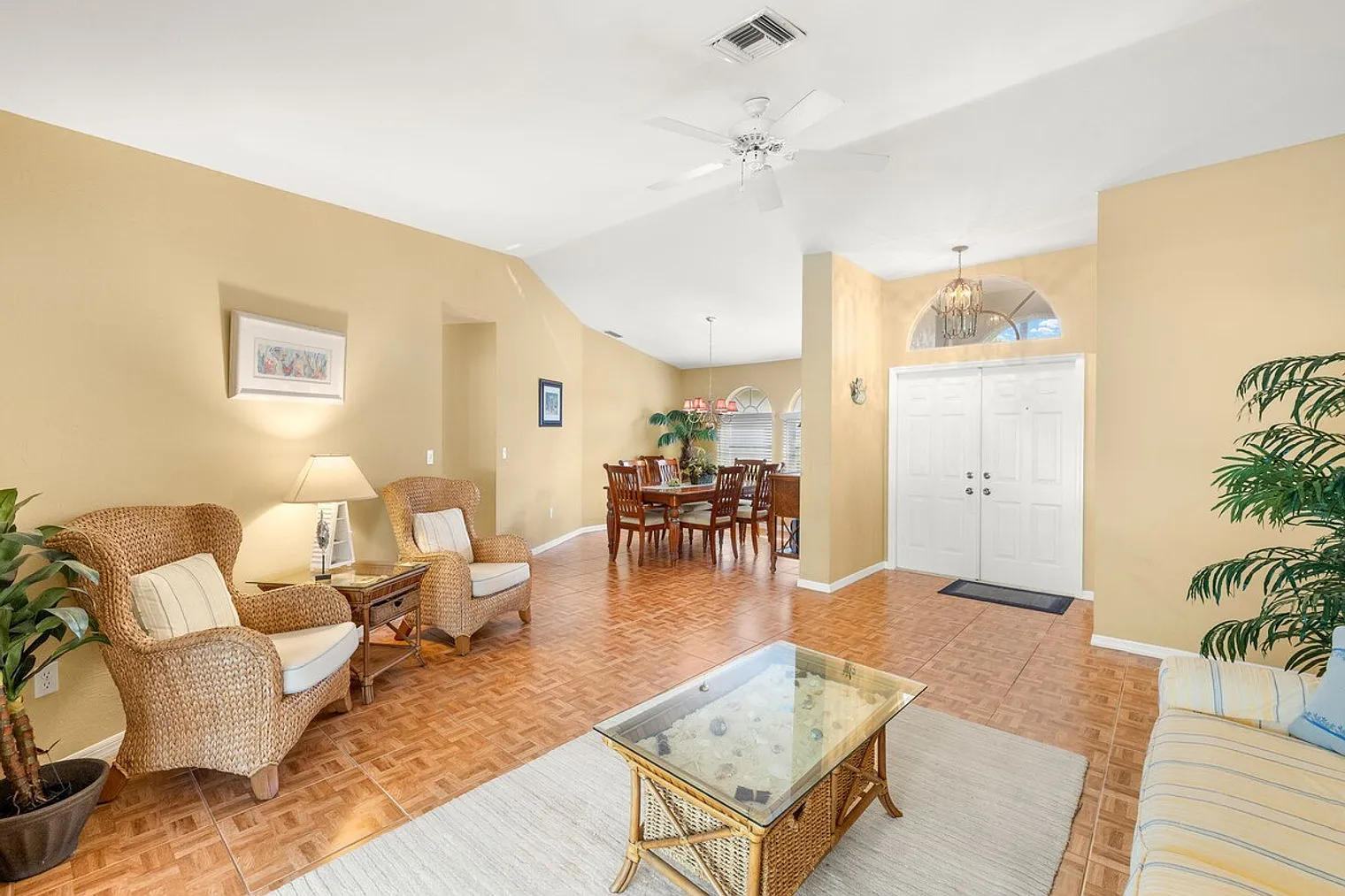 3 bed, 2.0 bath, 2088 sqft, $3,570 — Photo 1