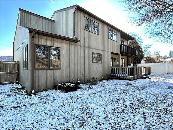 4th image of 4918 King Arthur Dr