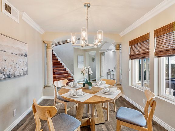 4th image of 18583 Callens Cir