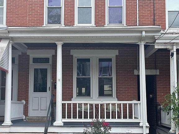 2nd image of 632 N Pine St