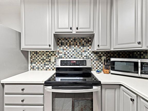 4th image of 2440 W Good Hope ROAD #46
