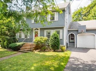 19 Duxbury Rd, Newton, MA 02459
