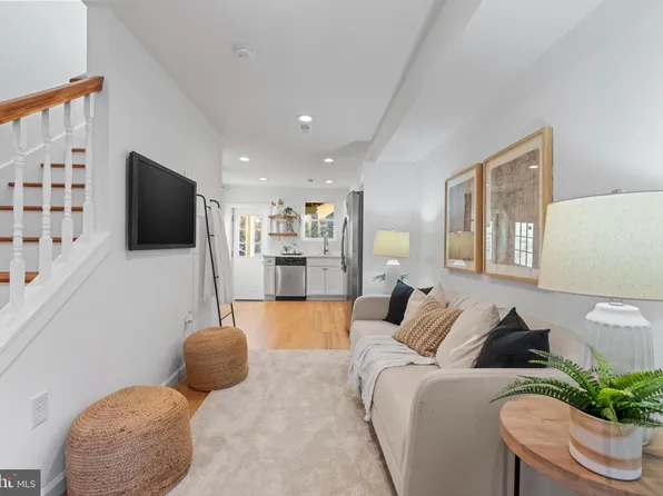 3409 Pleasant Pl, Baltimore, MD 21211