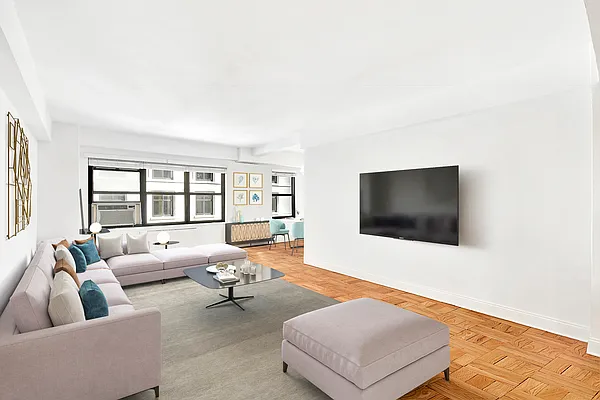 Sold by Compass | media 1