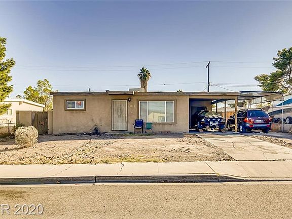 2nd image of 3693 Hilo Ave
