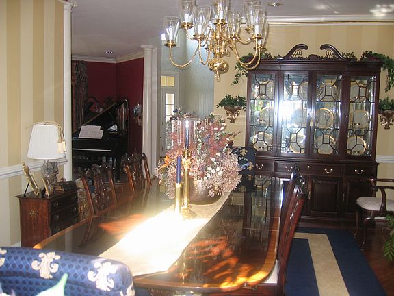 2nd image of 646 Nalls Farm Way