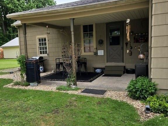 5th image of 96 Casement Ave