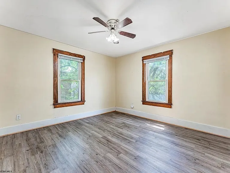 565 Brockway Ave #A — Photo 16