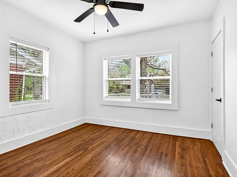 620 S Weller Ave — Photo 22