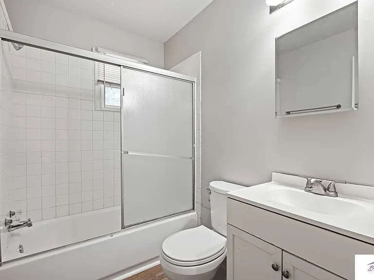 3012 Menke Cir — Photo 14