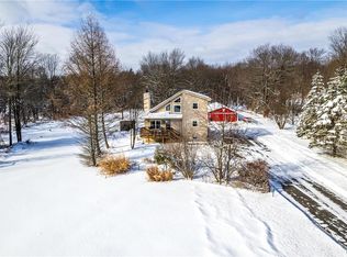 673 Kuhenbeaker Rd, Blakeslee, PA 18610