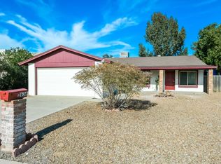 2630 E Cactus Rd, Phoenix, AZ 85032