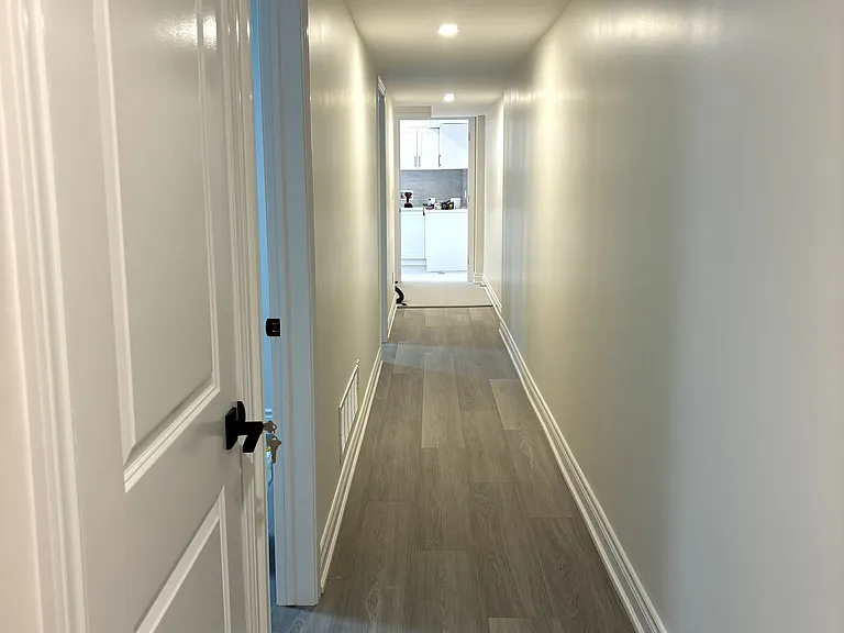 643 Bathurst St #B03 — Photo 2