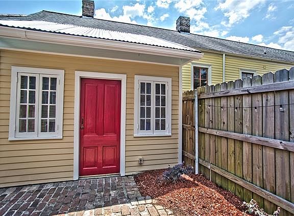 4th image of 2402 Constance St