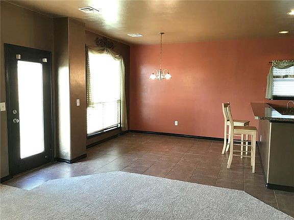 4th image of 12001 Garden Dr