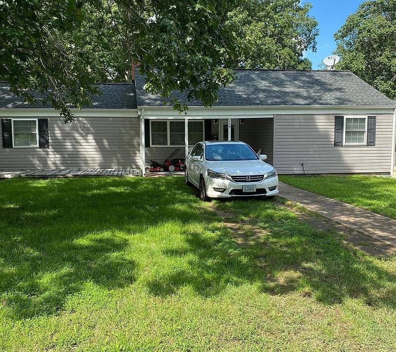 1st image of 229 Hillcrest Dr