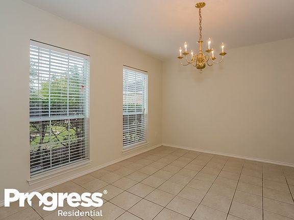 5th image of 1415 McGee Lake Ct