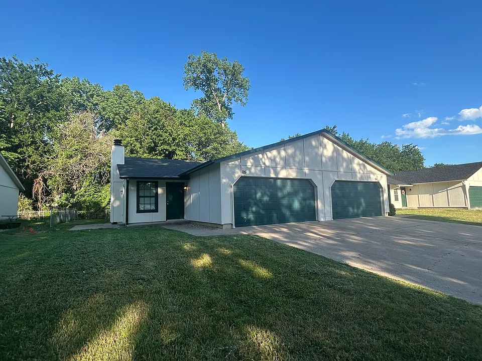 1115 N Narcissus Ave