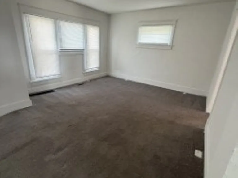 416 N Charles St — Photo 3