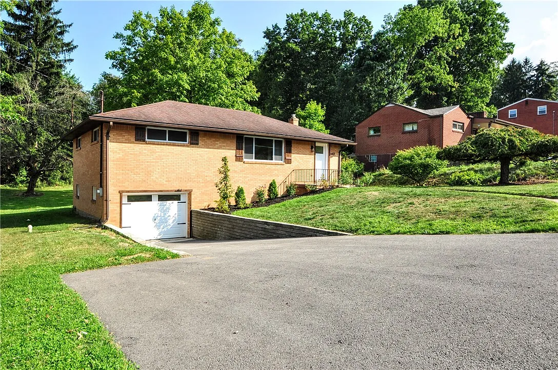 6421 Union Ave photo 1