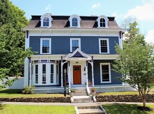 32 Bacon St, Warren, MA 01083