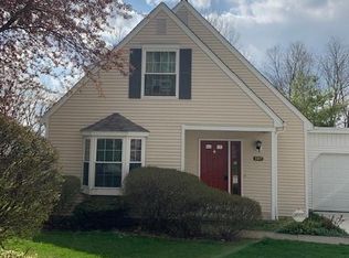 3317 Brookside Ln, Cuyahoga Falls, OH 44223