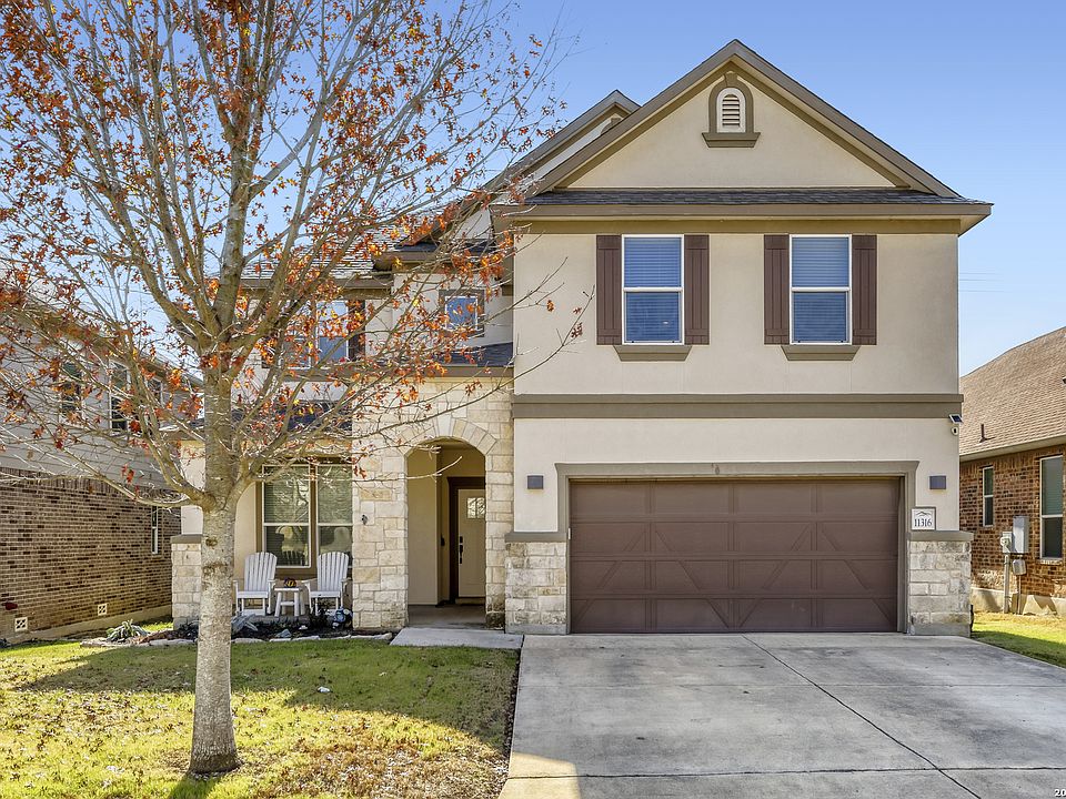 1st image of 11316 Red Oak Turn