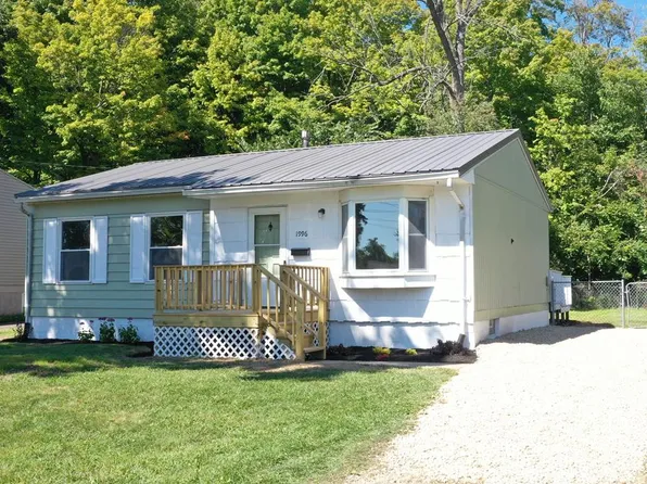1996 Willowood Dr N, Ontario, OH 44906