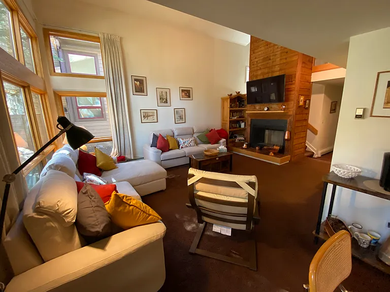 4552 Meadow Dr #4 — Photo 11