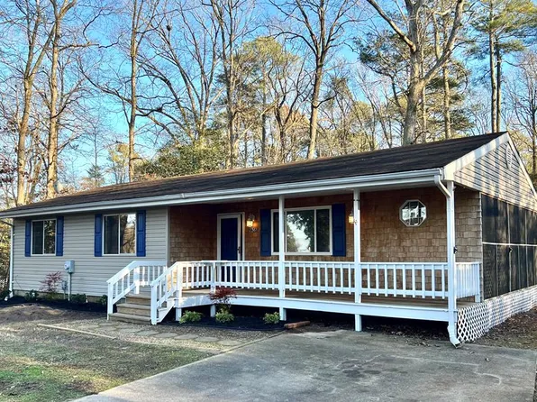 2361 Jolly Rodger Dr, Greenbackville, VA 23356