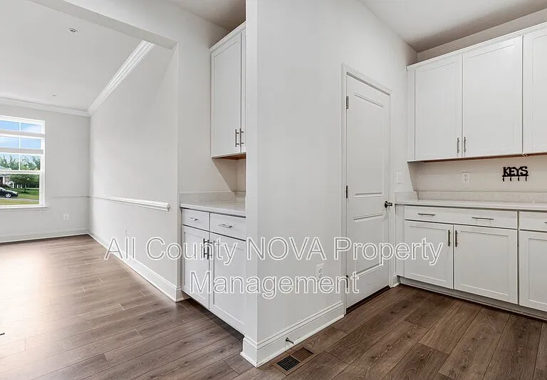 11010 N Riding Rd — Photo 14