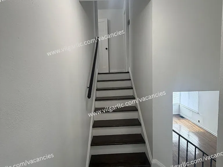 600 W 46th Ave — Photo 23
