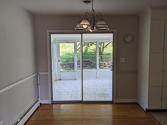 4th image of 5103 Glen Heather Dr