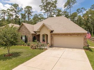 919 Woodsprings Ct, Covington, LA 70433