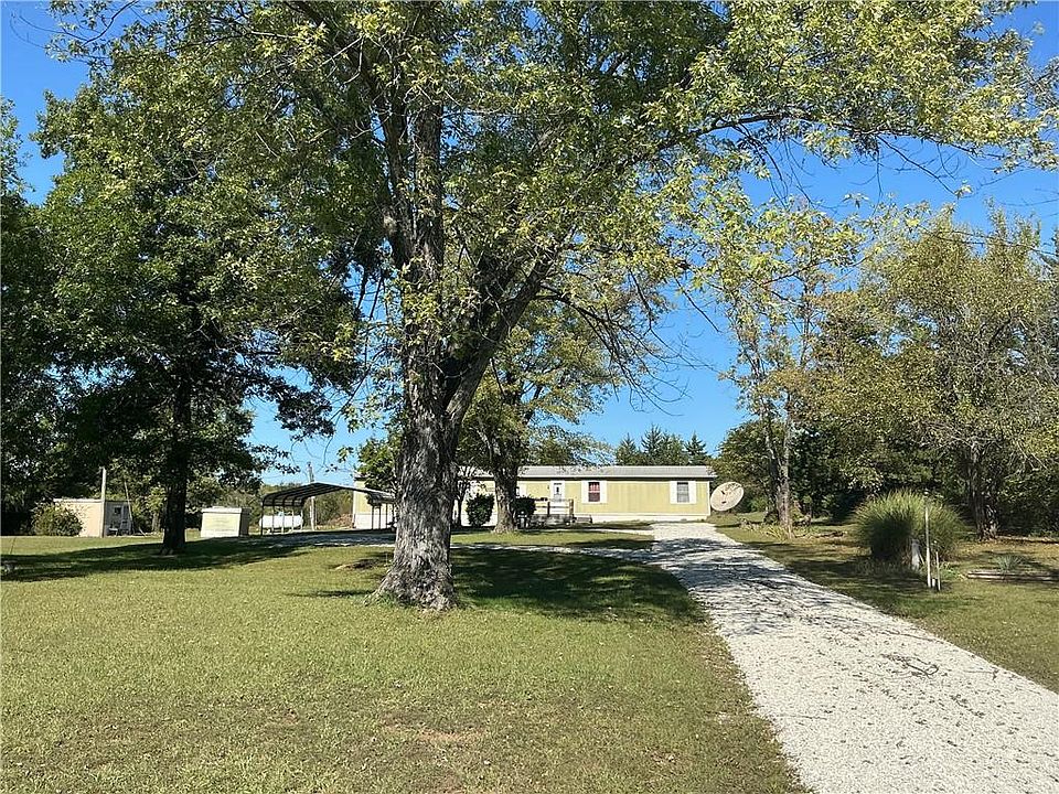 1st image of 2125 Riley Rd