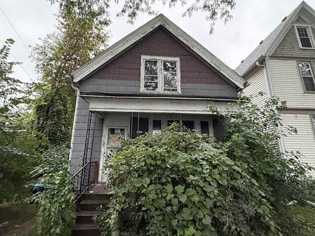 1st image of 2620 S Pine AVENUE