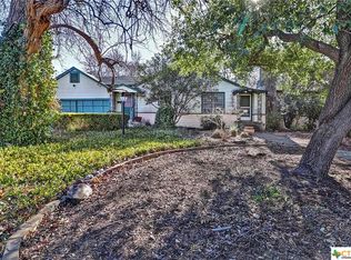 1255 Lee St, New Braunfels, TX 78130