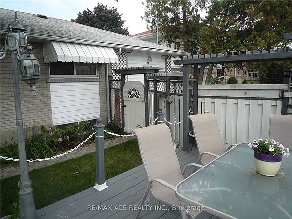 4th image of 365 Bellamy Rd N