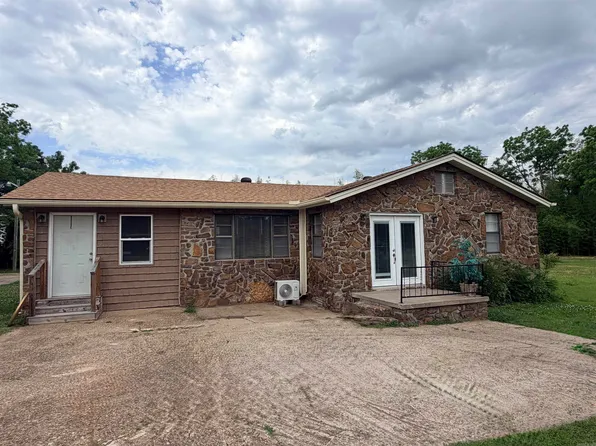 1604 W Childress St, Morrilton, AR 72110