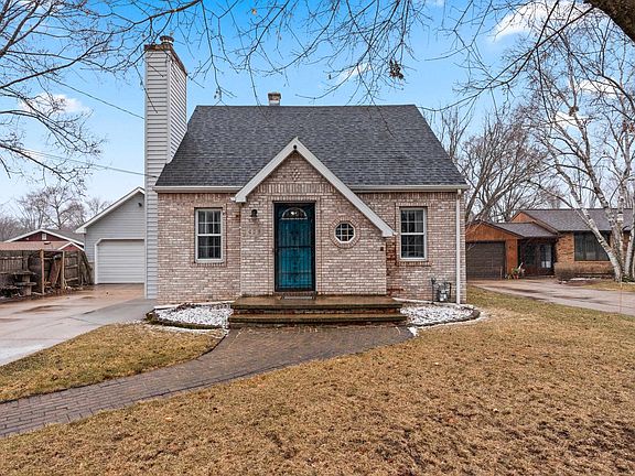 2nd image of 409 Buchanan Rd