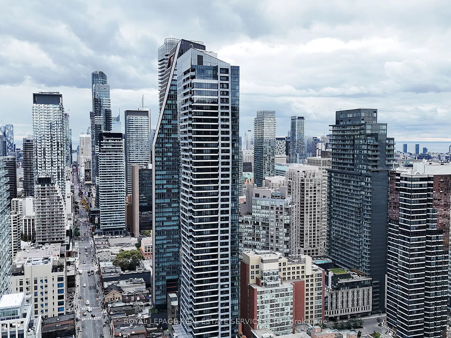 2 bed, $2,850 — Photo 3