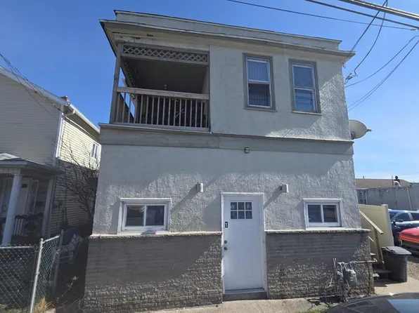 816 Capouse Ave, Scranton, PA 18509