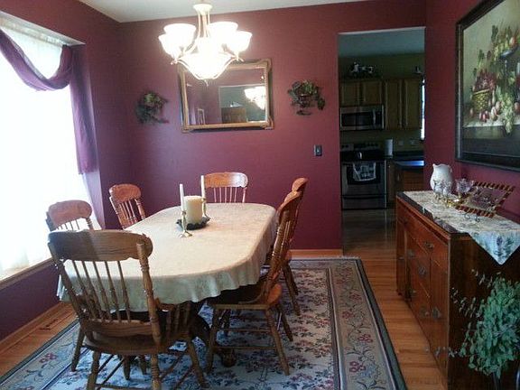 4th image of 109 Dairy Ave