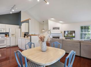 917 Parkside Blvd, Hopkins, MN 55343