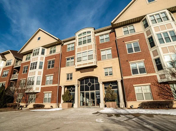 4110 South Lake DRIVE #131, Milwaukee, WI 53235